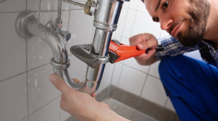 Expert burst pipe repair services in Dane, WI